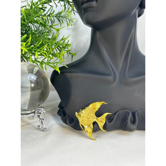 Vintage Jewelry Gold Tone Angelfish Brooch Pin 2.5" - Picture 3 of 16